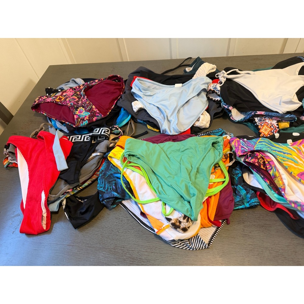 lot of 75 swimsuit bikini bottoms size small